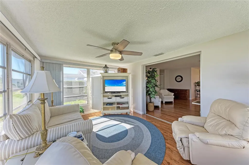 5992 Coral Way Bradenton FL 34207