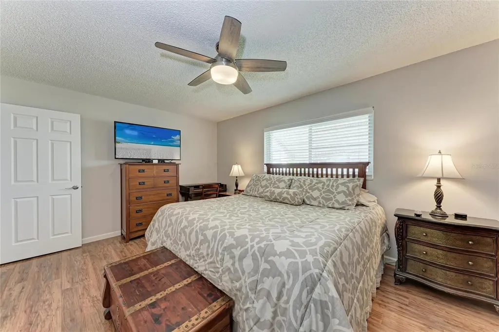5992 Coral Way Bradenton FL 34207