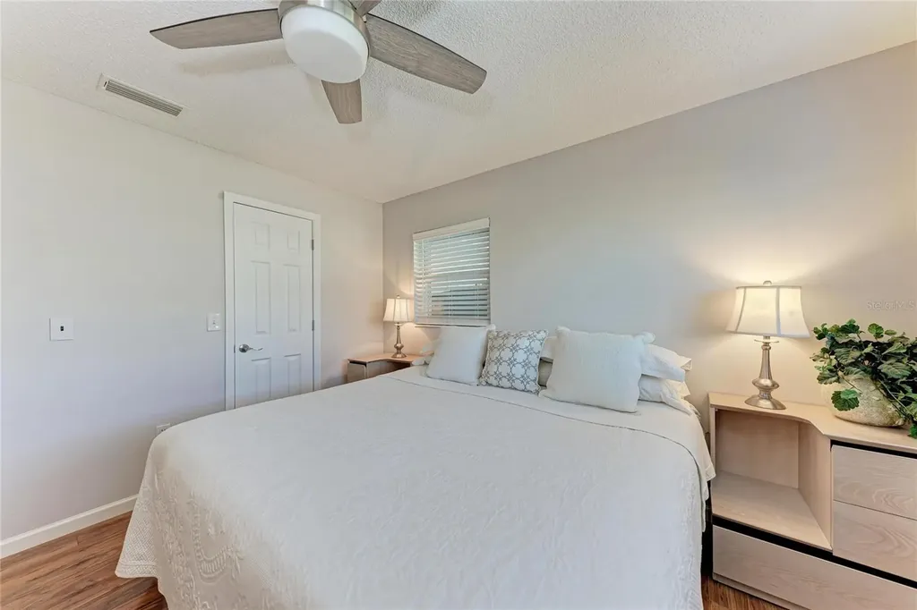 5992 Coral Way Bradenton FL 34207