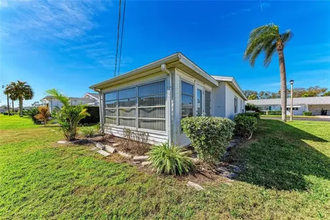 5992 Coral Way Bradenton FL 34207