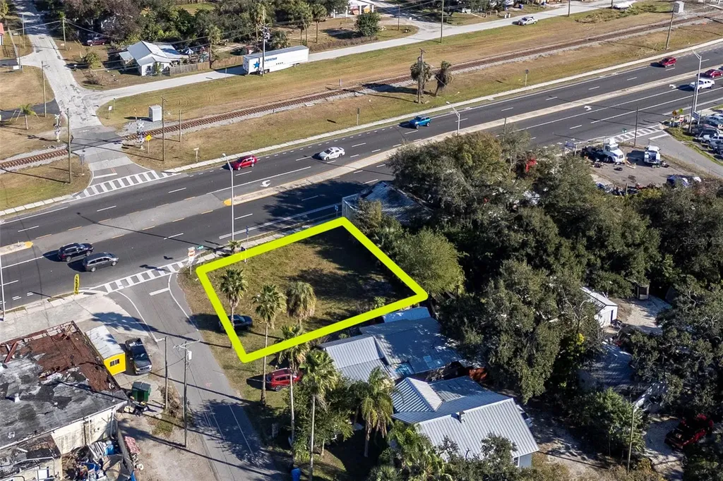 10007 S 41 Highway Gibsonton FL 33534