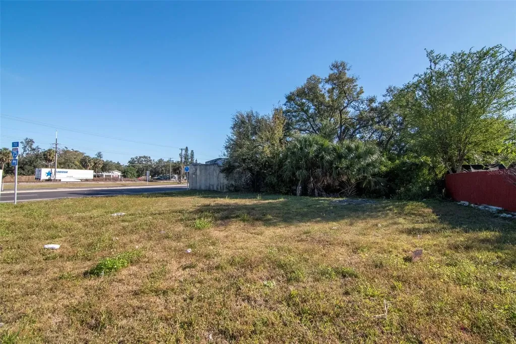 10007 S 41 Highway Gibsonton FL 33534