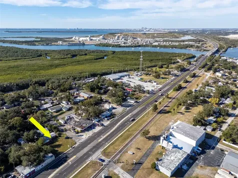 10007 S 41 Highway Gibsonton FL 33534