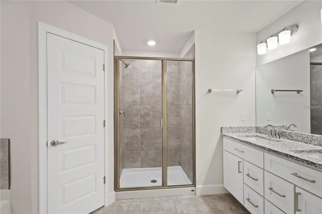 525 SW Bellflower Drive Lake City FL 32024