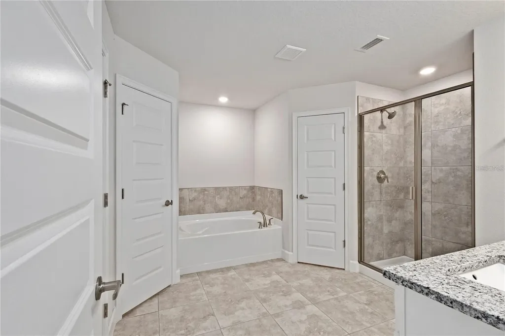 525 SW Bellflower Drive Lake City FL 32024