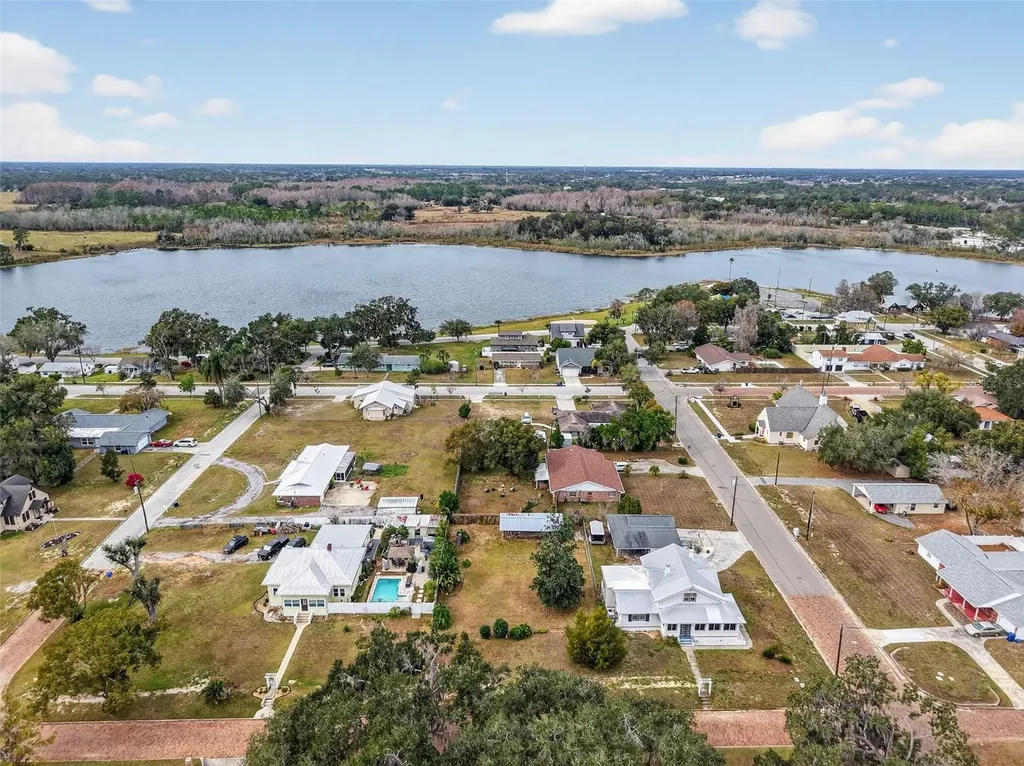 Xxx S Indiana Avenue Groveland FL 34736