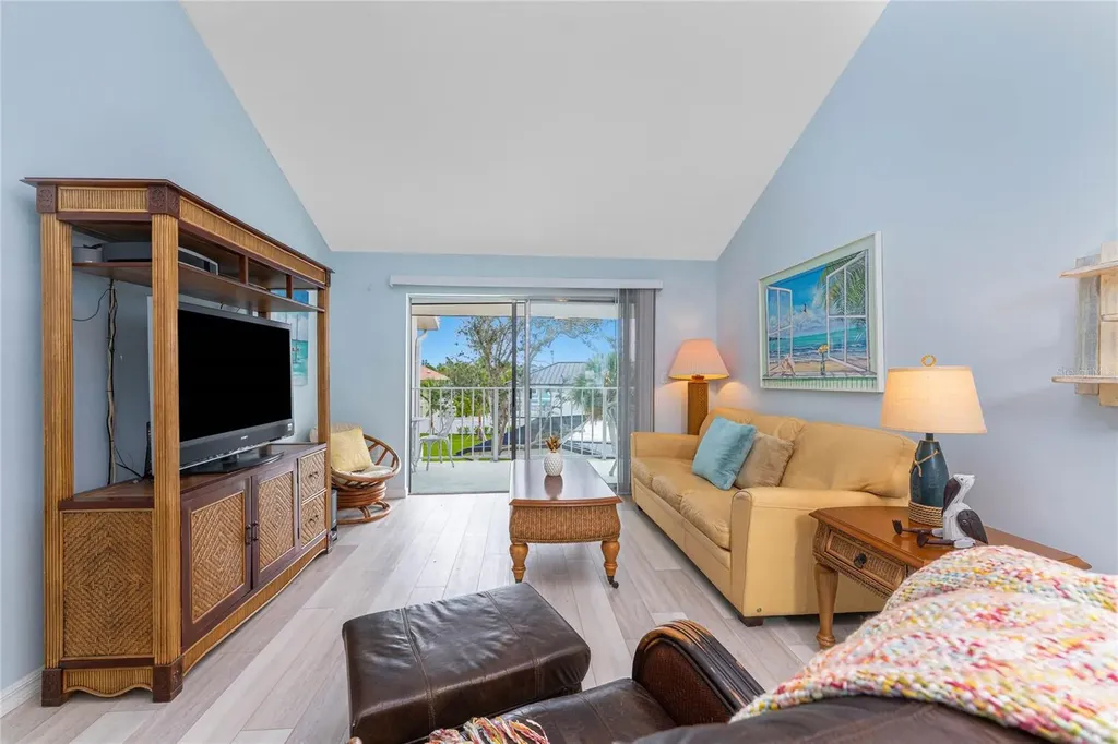 5031 N Beach Road Englewood FL 34223