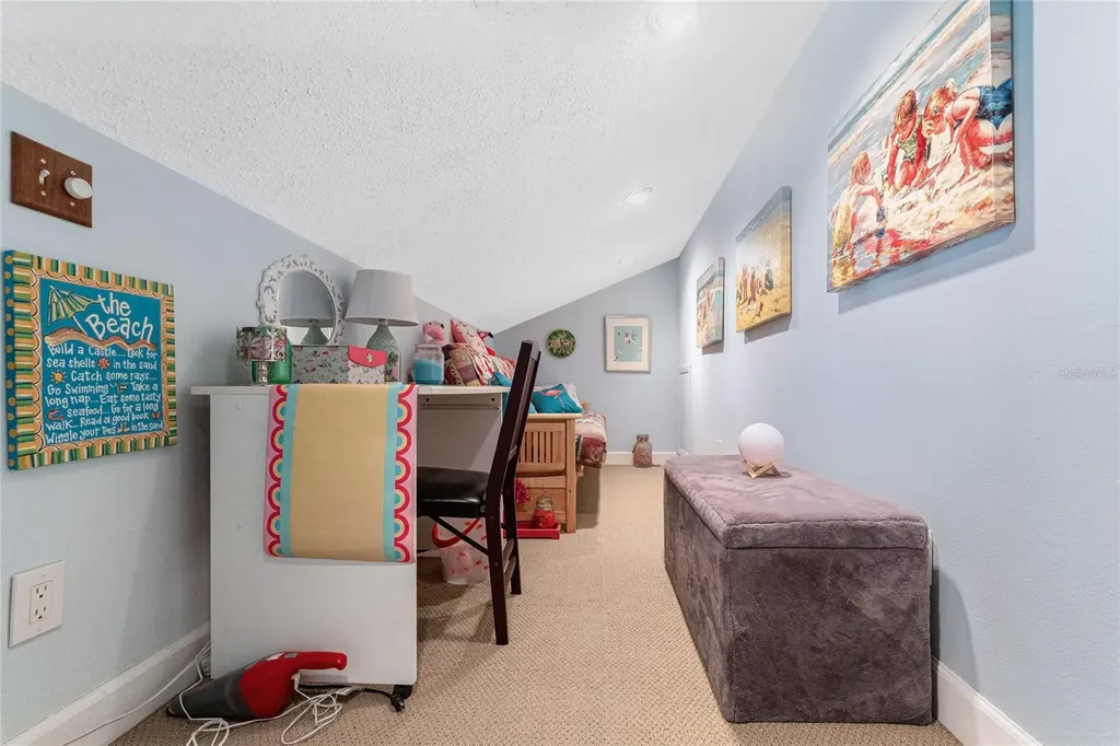 5031 N Beach Road Englewood FL 34223