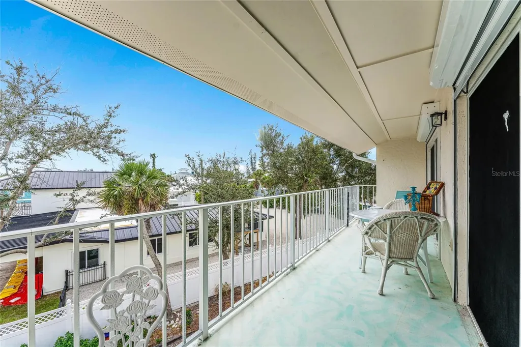 5031 N Beach Road Englewood FL 34223