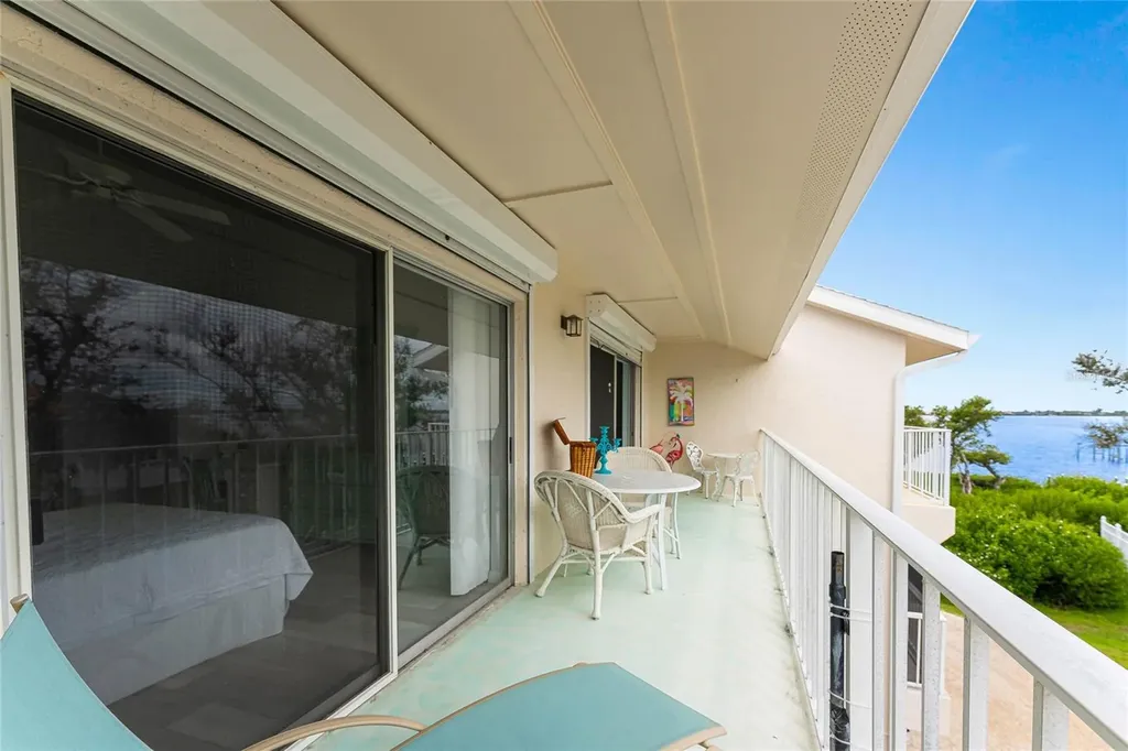 5031 N Beach Road Englewood FL 34223