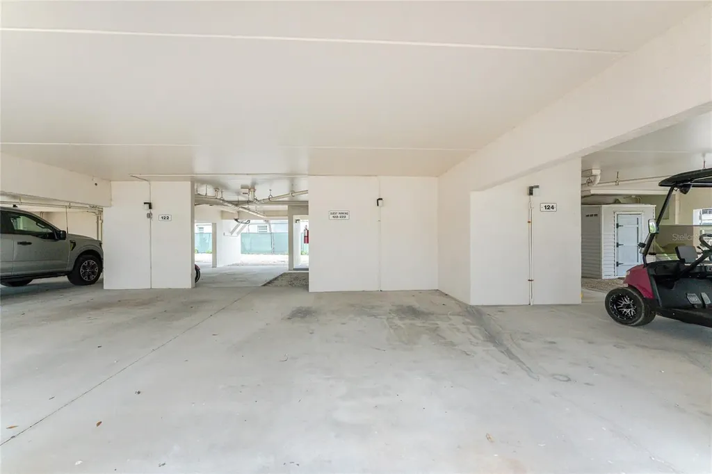 5031 N Beach Road Englewood FL 34223