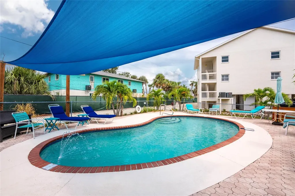 5031 N Beach Road Englewood FL 34223