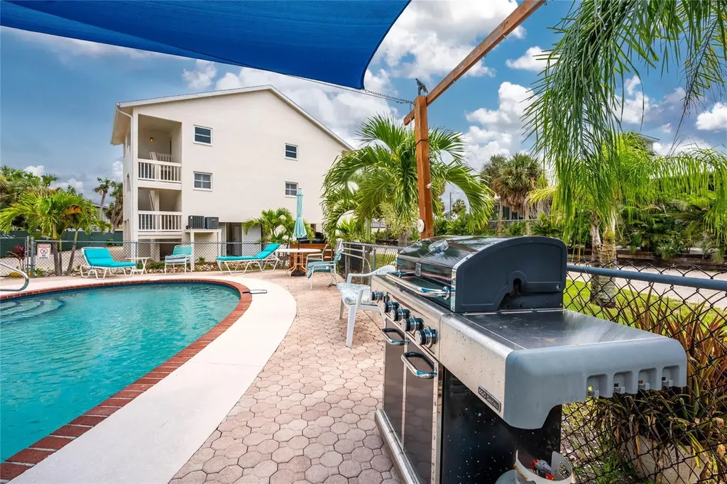 5031 N Beach Road Englewood FL 34223