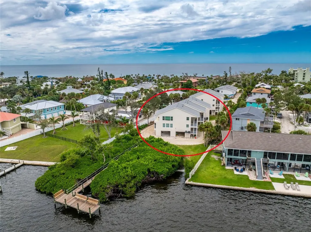 5031 N Beach Road Englewood FL 34223