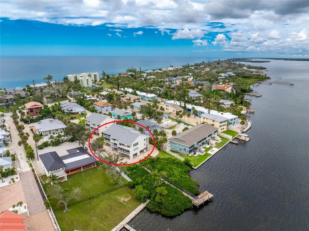 5031 N Beach Road Englewood FL 34223
