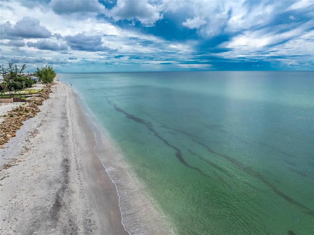 5031 N Beach Road Englewood FL 34223