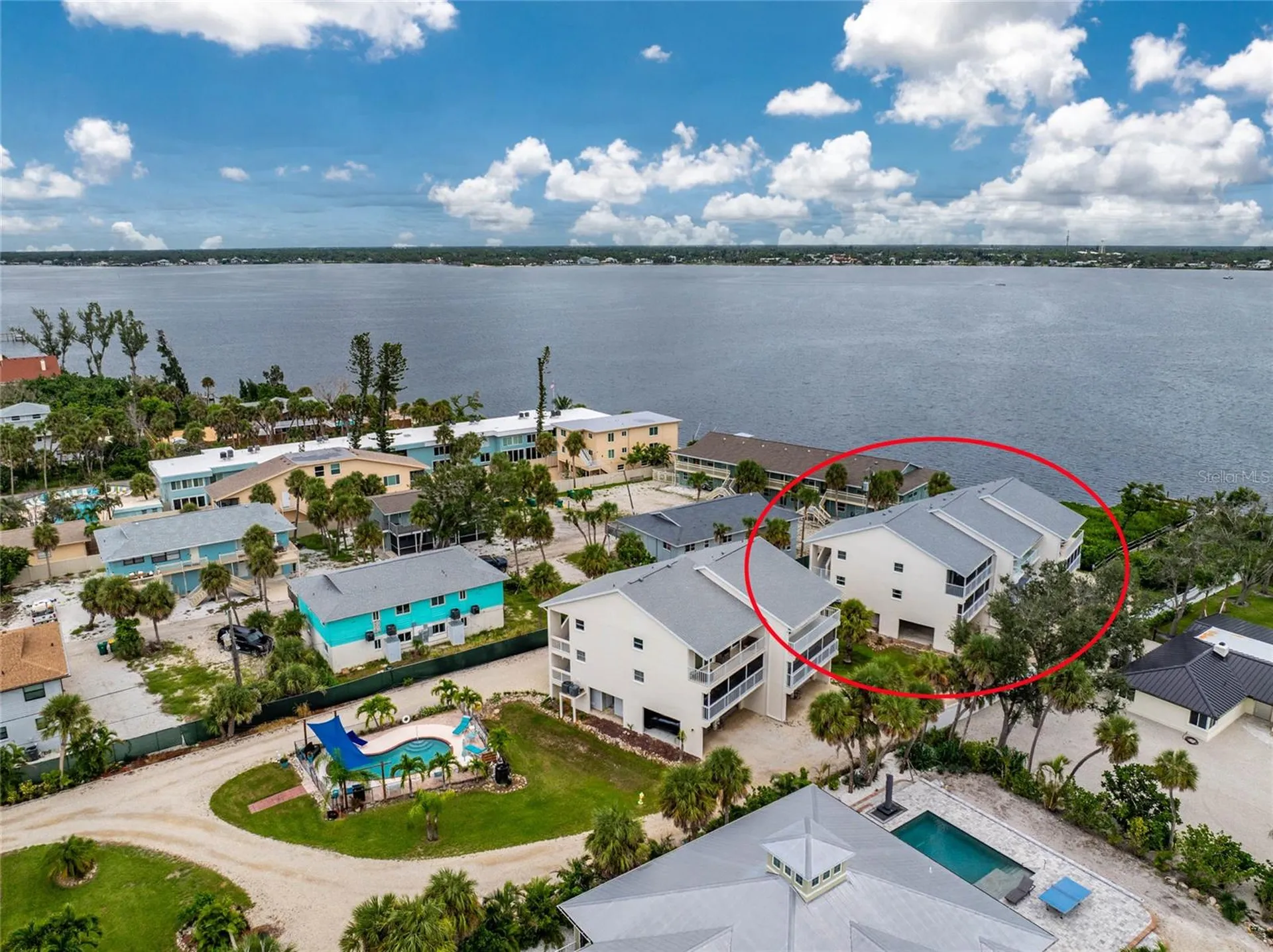 5031 N Beach Road Englewood FL 34223