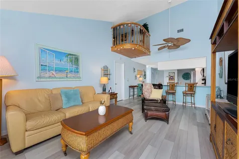 5031 N Beach Road Englewood FL 34223