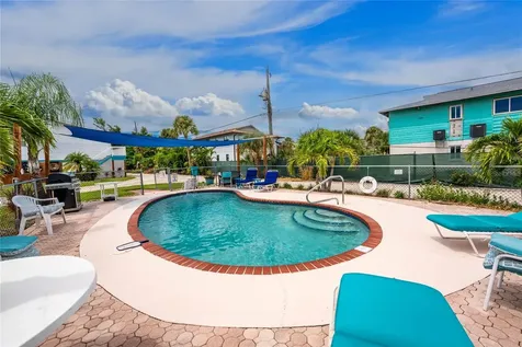 5031 N Beach Road Englewood FL 34223