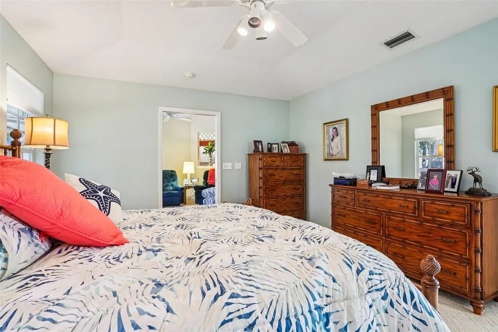305 Juniper Way Tavares FL 32778