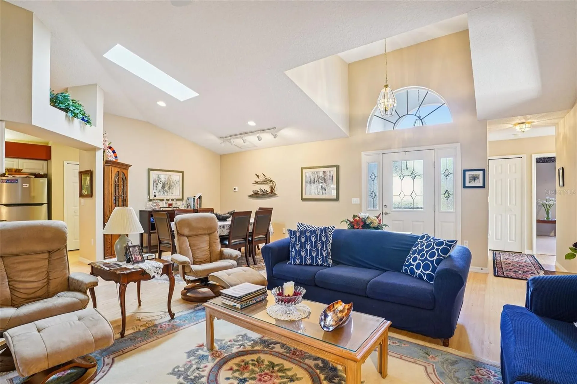 305 Juniper Way Tavares FL 32778