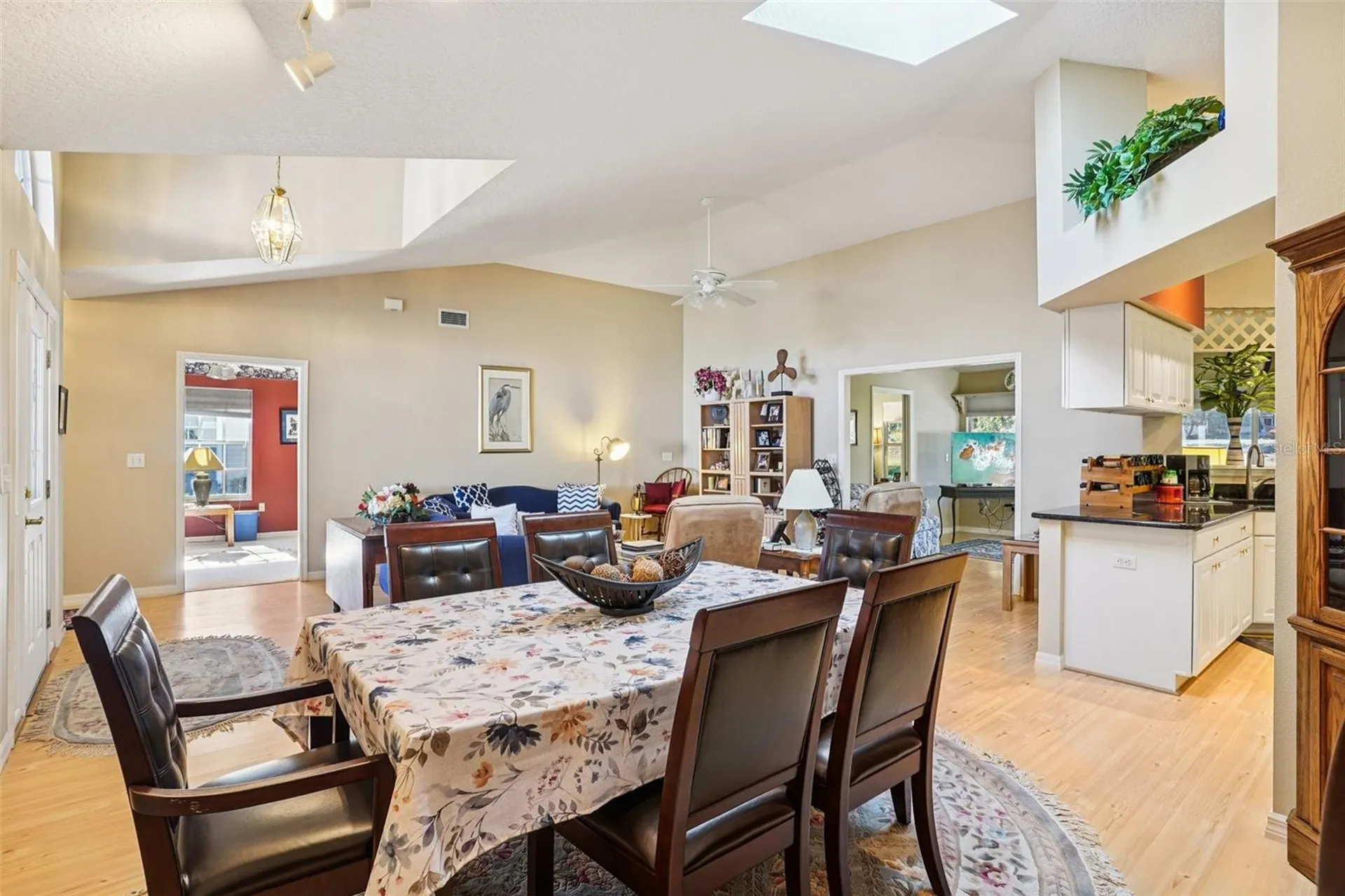 305 Juniper Way Tavares FL 32778