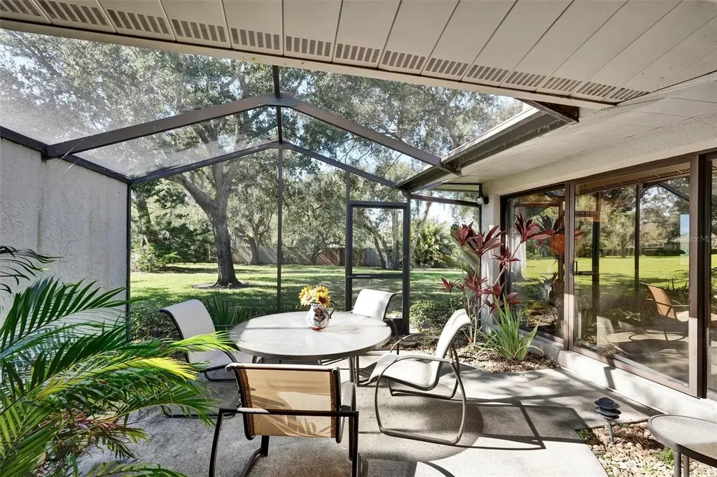 6120 Wilshire Circle Sarasota FL 34238