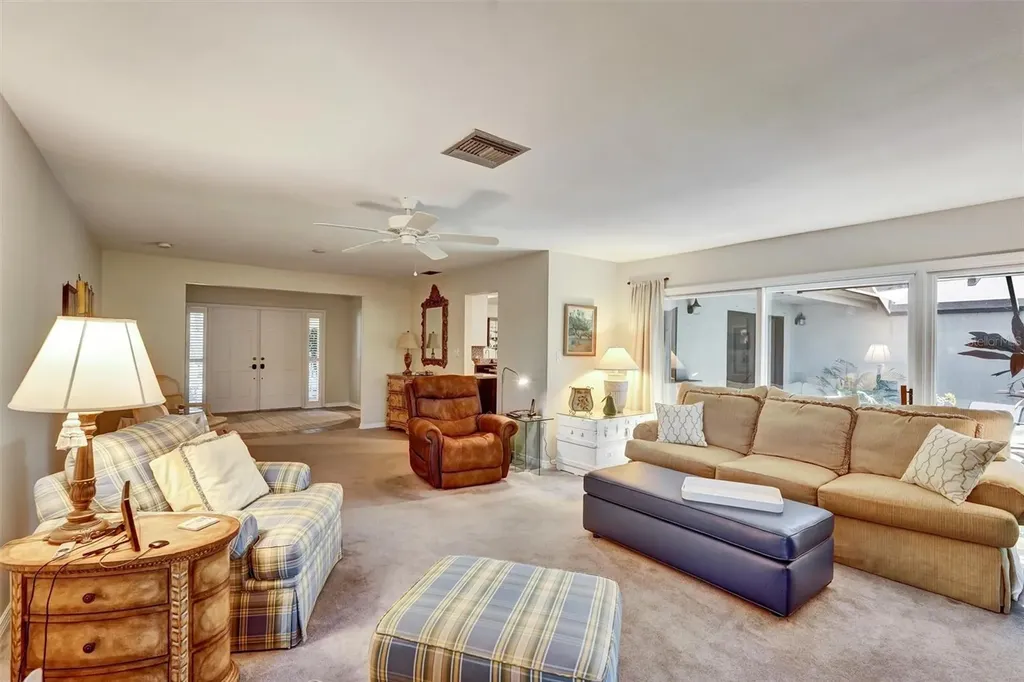 6120 Wilshire Circle Sarasota FL 34238