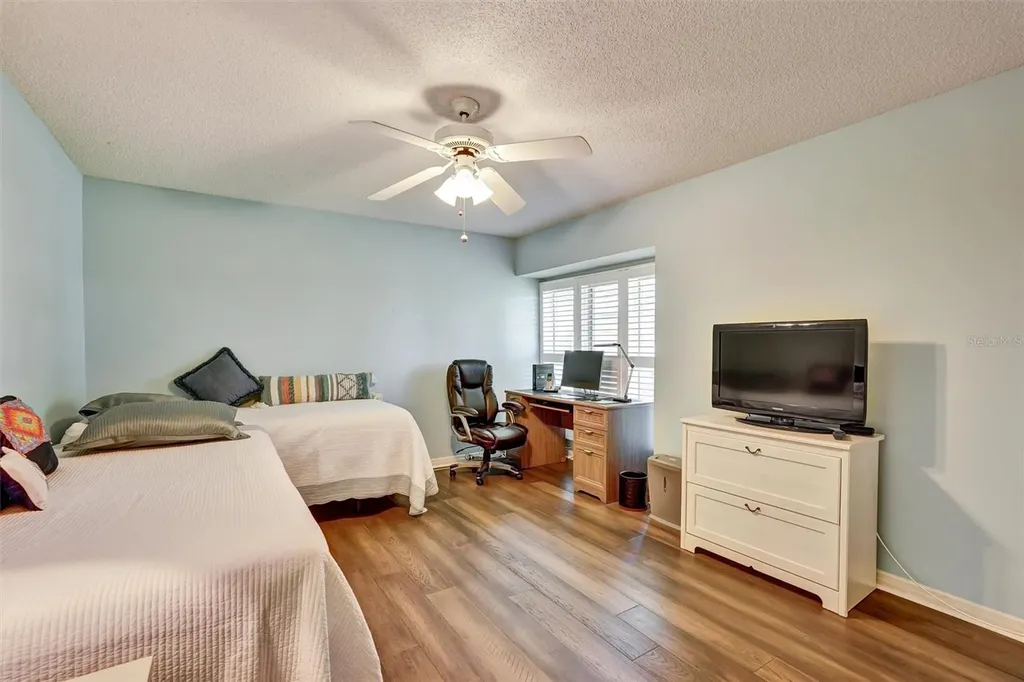 6120 Wilshire Circle Sarasota FL 34238