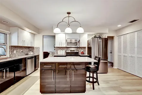 6120 Wilshire Circle Sarasota FL 34238