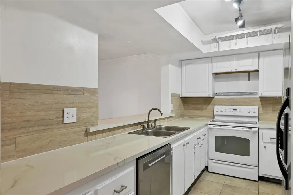 6343 Manatee Avenue W Bradenton FL 34209