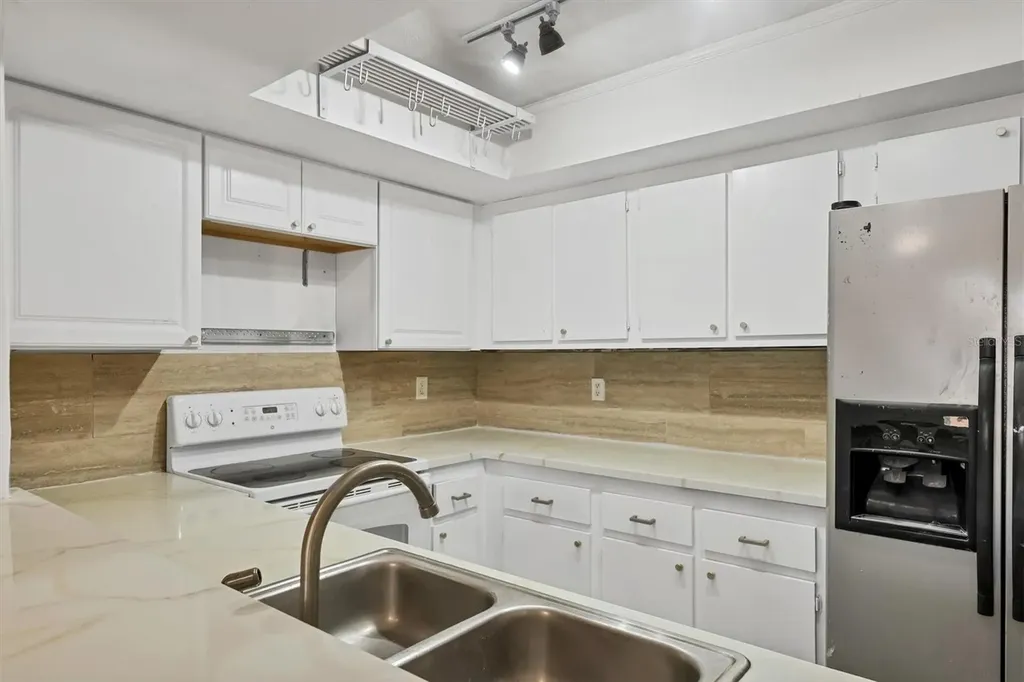 6343 Manatee Avenue W Bradenton FL 34209