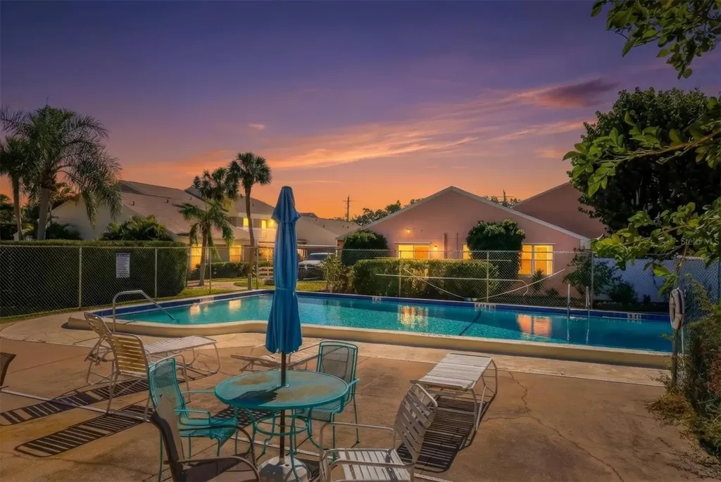 6343 Manatee Avenue W Bradenton FL 34209