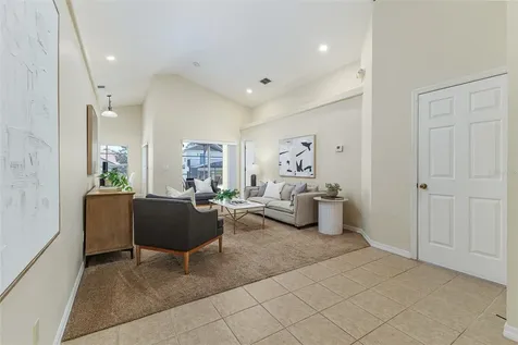 348 Robin Road Davenport FL 33896