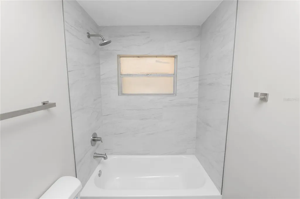 2493 Chestnut Woods Drive Lakeland FL 33815