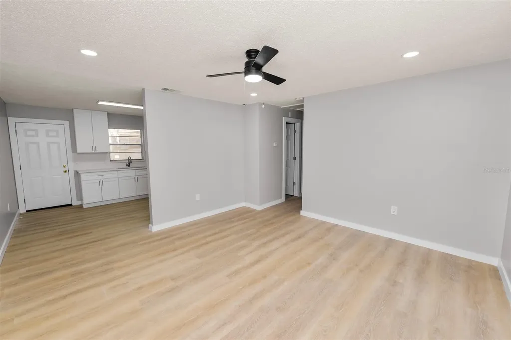 2493 Chestnut Woods Drive Lakeland FL 33815