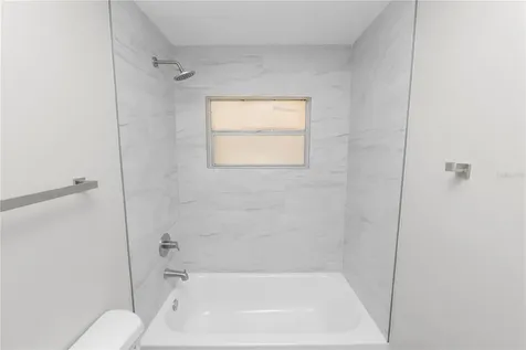 2493 Chestnut Woods Drive Lakeland FL 33815