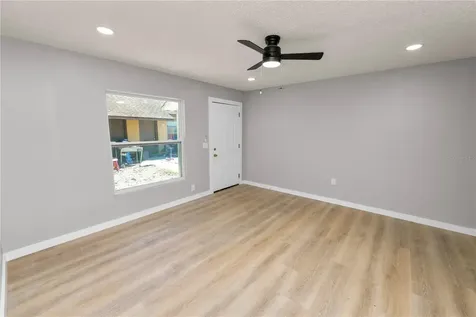 2493 Chestnut Woods Drive Lakeland FL 33815