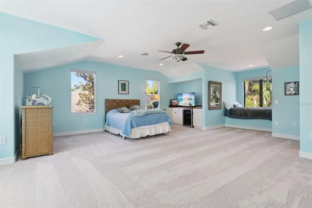 799 Oak Shadows Road Celebration FL 34747