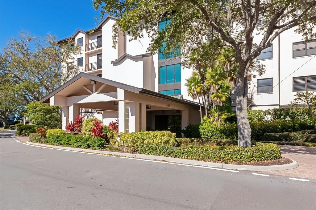 5408 Eagles Point Circle Sarasota FL 34231