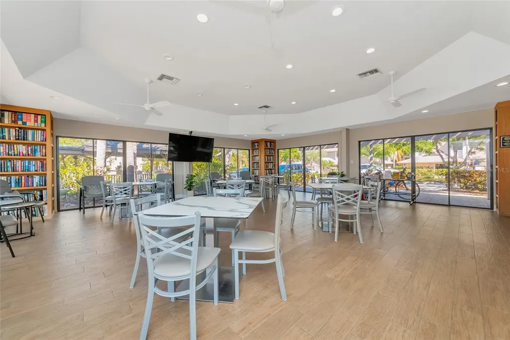 5408 Eagles Point Circle Sarasota FL 34231