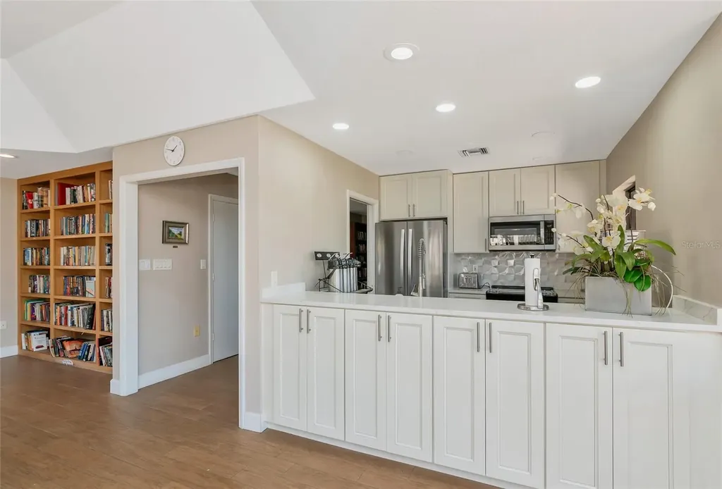 5408 Eagles Point Circle Sarasota FL 34231