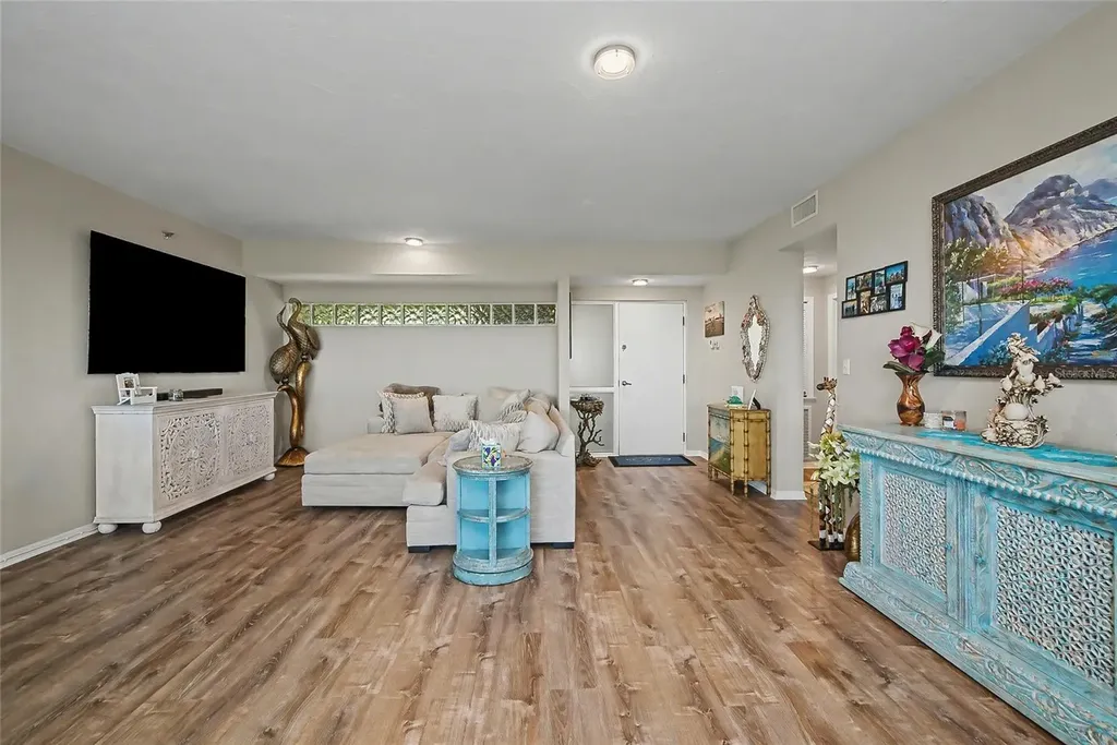 5408 Eagles Point Circle Sarasota FL 34231