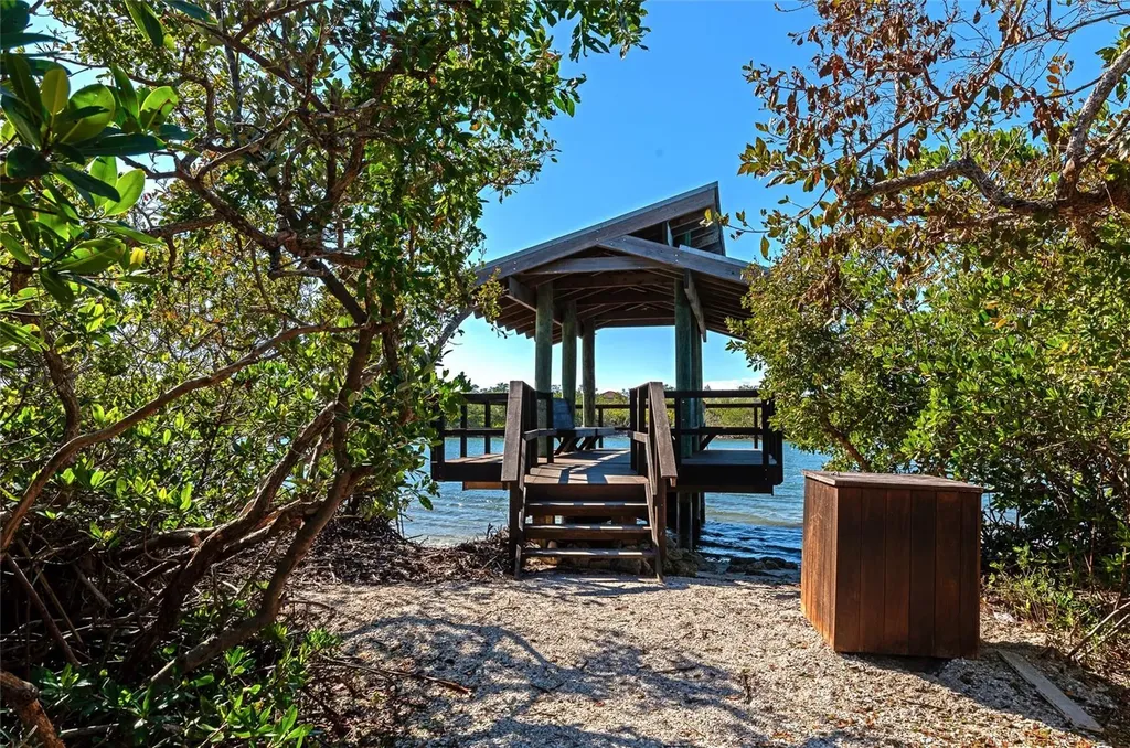 5408 Eagles Point Circle Sarasota FL 34231