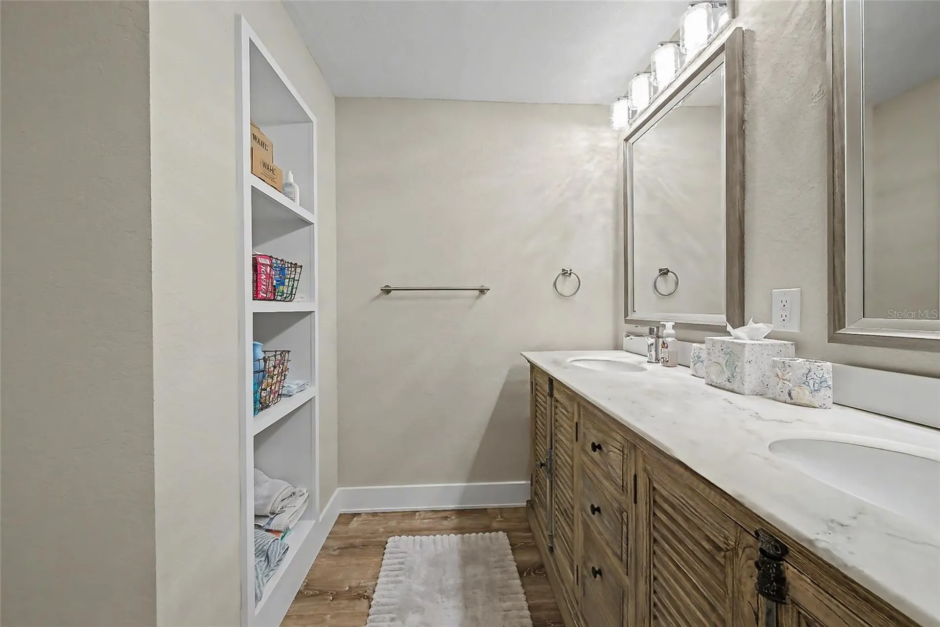 5408 Eagles Point Circle Sarasota FL 34231