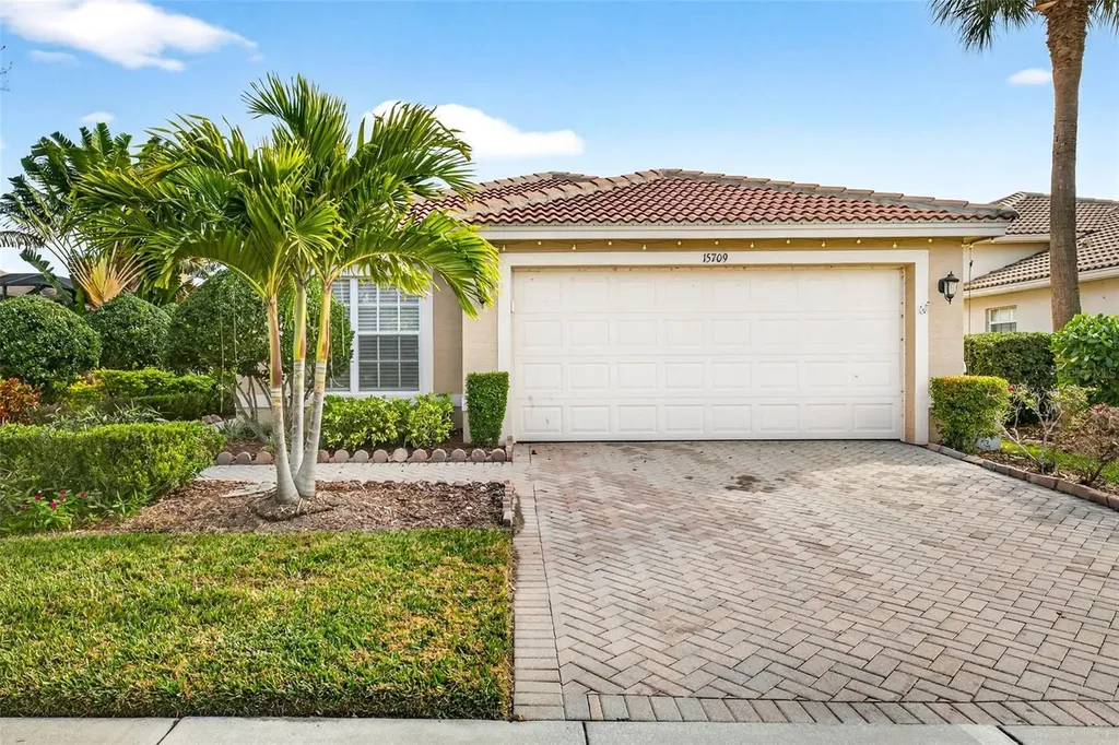 15709 Crystal Waters Drive Wimauma FL 33598