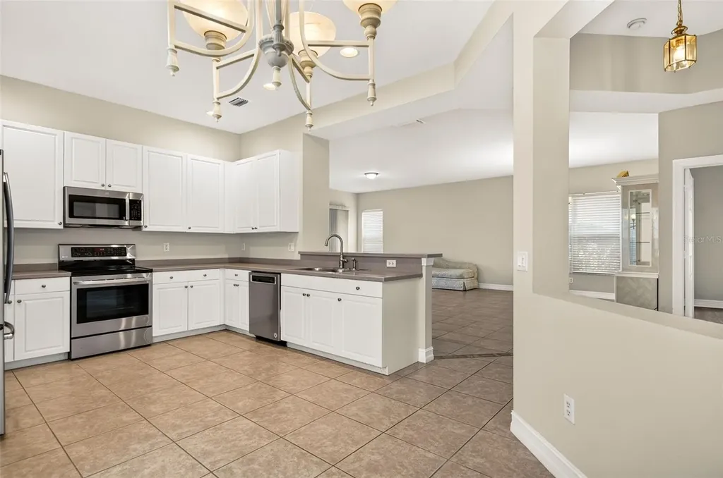 15709 Crystal Waters Drive Wimauma FL 33598
