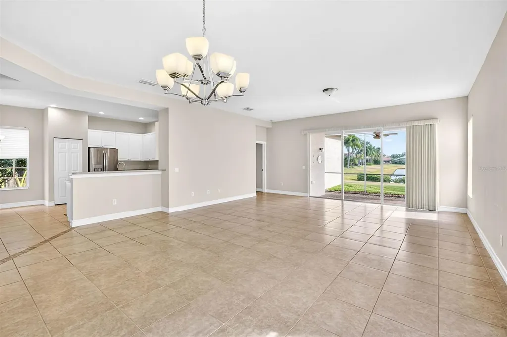 15709 Crystal Waters Drive Wimauma FL 33598