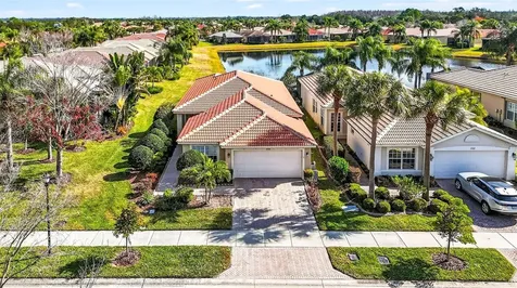 15709 Crystal Waters Drive Wimauma FL 33598