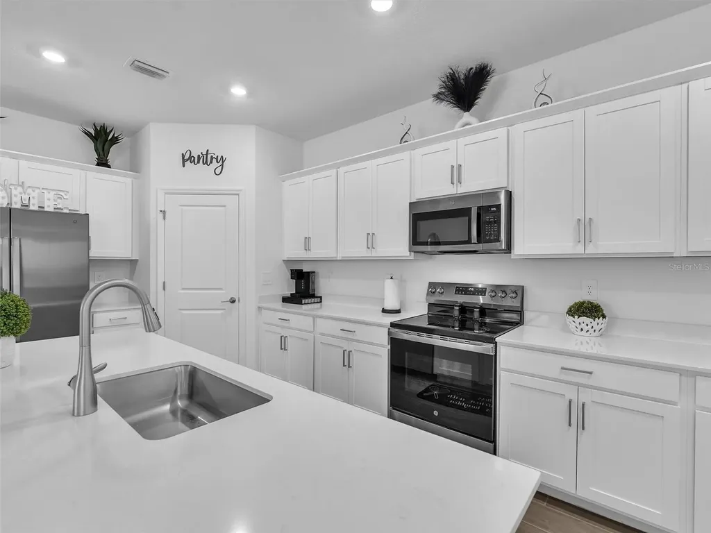 7961 Lakes Edge Lane Port Charlotte FL 33981